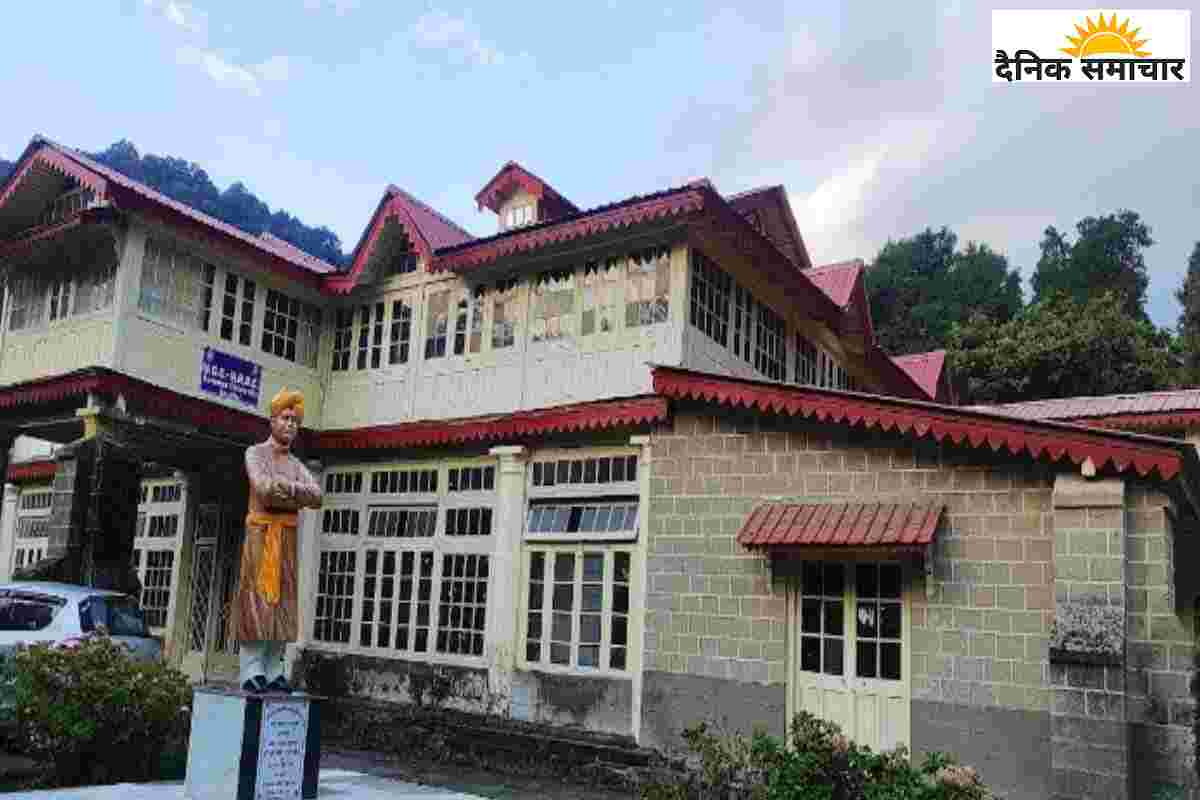 20 साल बाद Whatsapp पर आया नौकरी का मैसेज, शख्स पहुंचा यूनिवर्सिटी, और फिर…