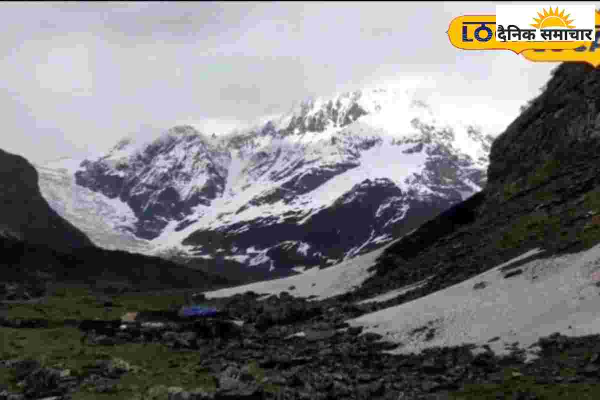 रोमांच चाहिए? तो 15 जून से पहले निकल पड़ो उत्तराखंड के इस ग्लेशियर ट्रेक पर!