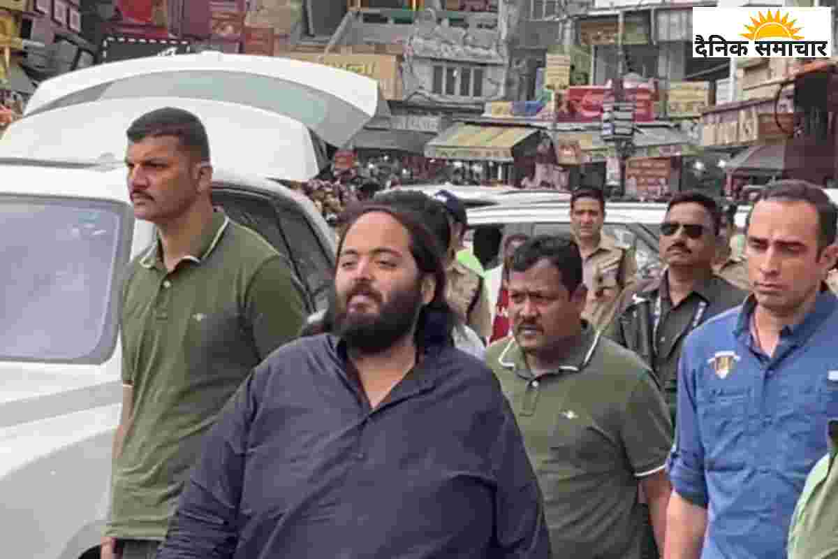 पत्नी राधिका के साथ हरिद्वार पहुंचे अनंत अंबानी, गंगा पूजा कर लिया आशीर्वाद