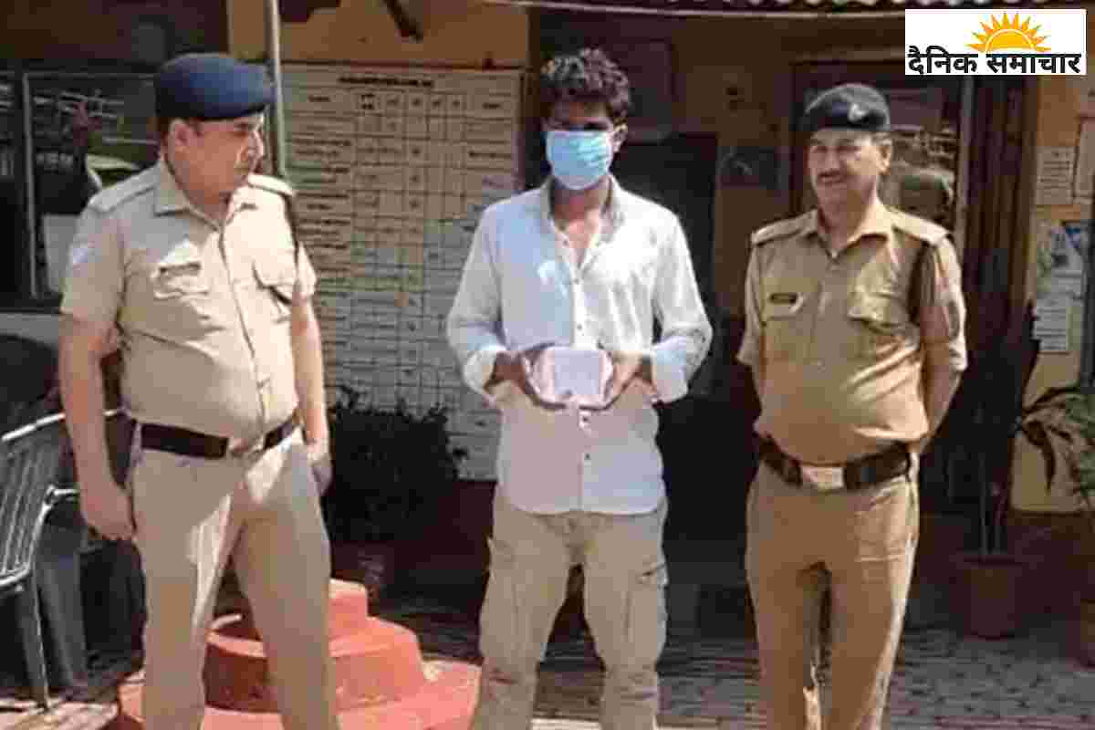 मजदूर के झोले में थी लाखों की ‘चीज’, पुलिस ने डाला हाथ, पड़ गए लेने के देने!