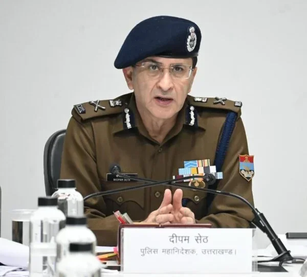 समयबद्ध एवं पारदर्शी पदोन्नति प्रक्रिया के लिए पुलिस मुख्यालय प्रतिबद्ध : डीजीपी दीपम सेठ