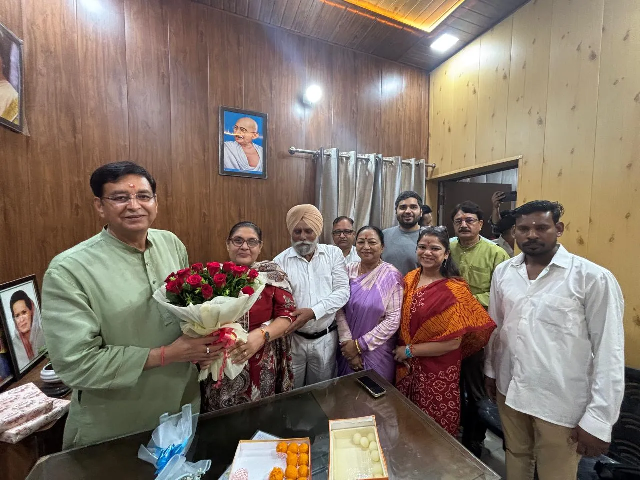 कांग्रेस चुनाव अभियान समिति कार्यालय का उद्घाटन, भाजपा पर प्रीतम सिंह का बड़ा हमला – Khabar Uttarakhand