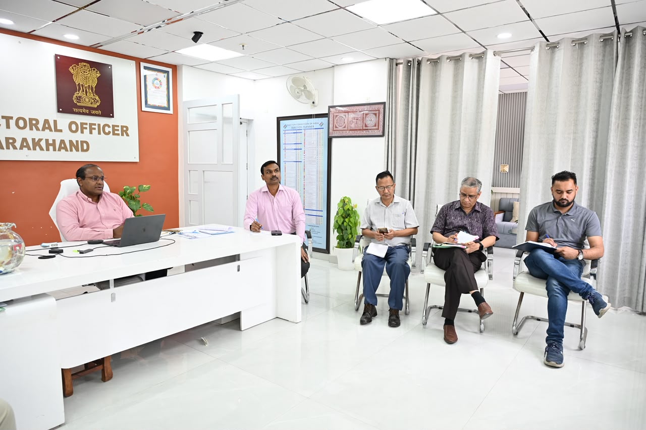 बारिश से प्रभावित क्षेत्रों में BLO खुद जुटाएं दस्तावेज, CEO ने दिए निर्देश – Khabar Uttarakhand