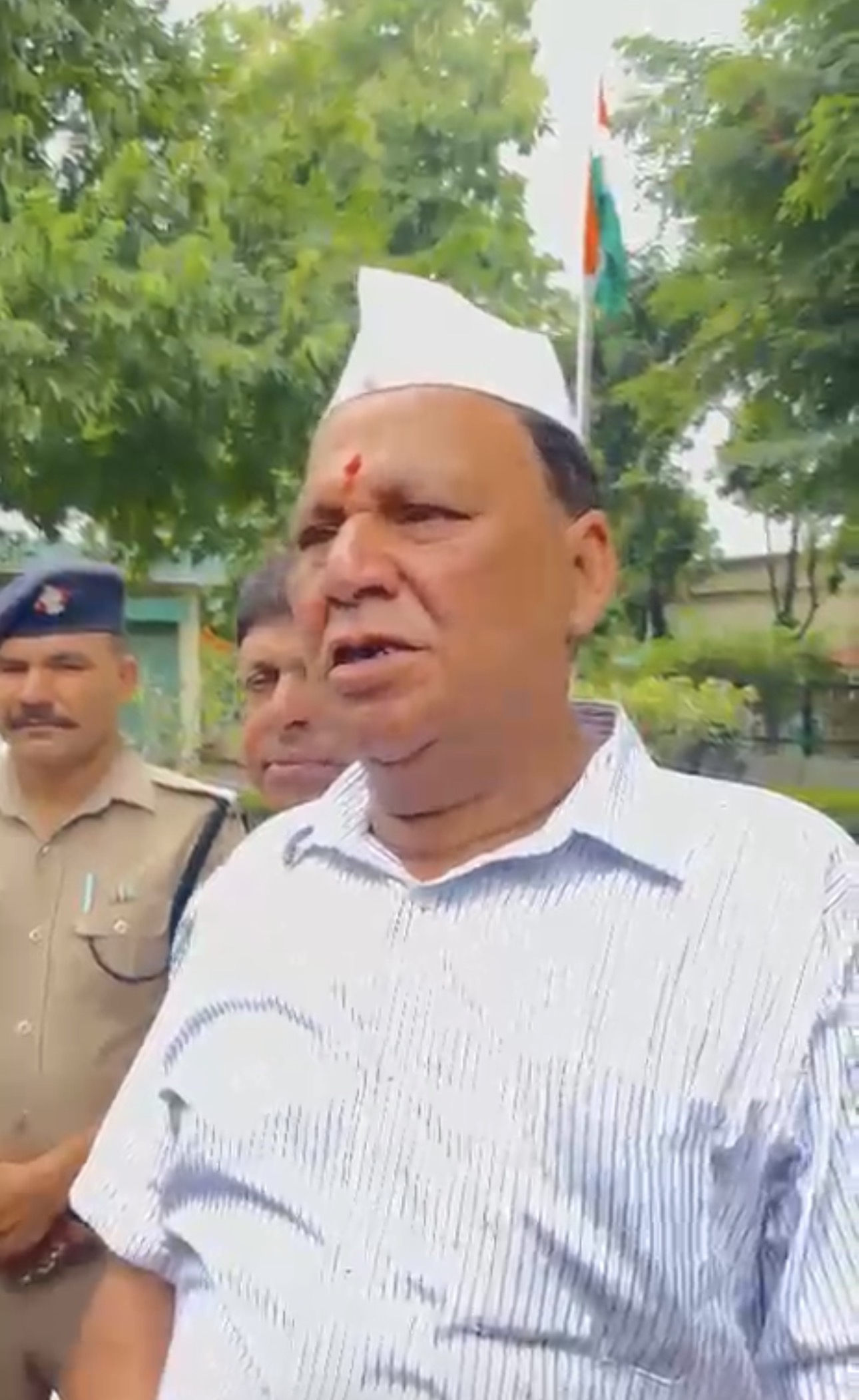 स्वतंत्रता दिवस की अनिल कपूर डब्बू मंडी परिषद अध्यक्ष ने दी बधाई