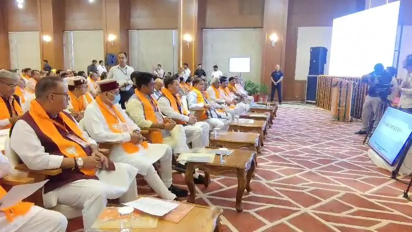 CM ने सुनी पीएम मोदी के मन की बात ,युवाओं से किया नशे से दूर रहने का आह्वान