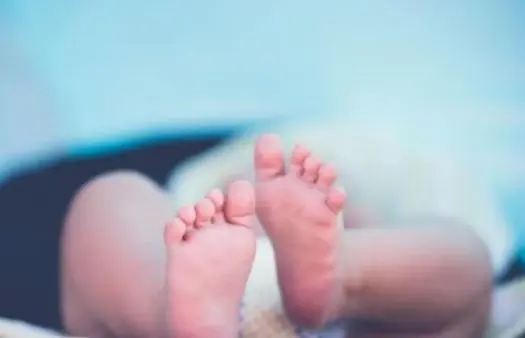 दून अस्पताल से सामने आया नवजात के अदला बदली का मामला, परिजनों ने लगाए गंभीर आरोप