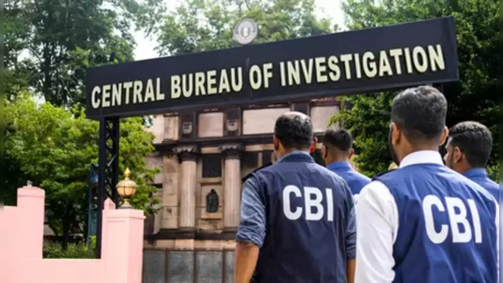चरस बरामदगी मामला: पुलिसकर्मियों पर लगे आरोपों की जांच करेगी CBI, एक क्लिक में पढ़ें पूरा मामला